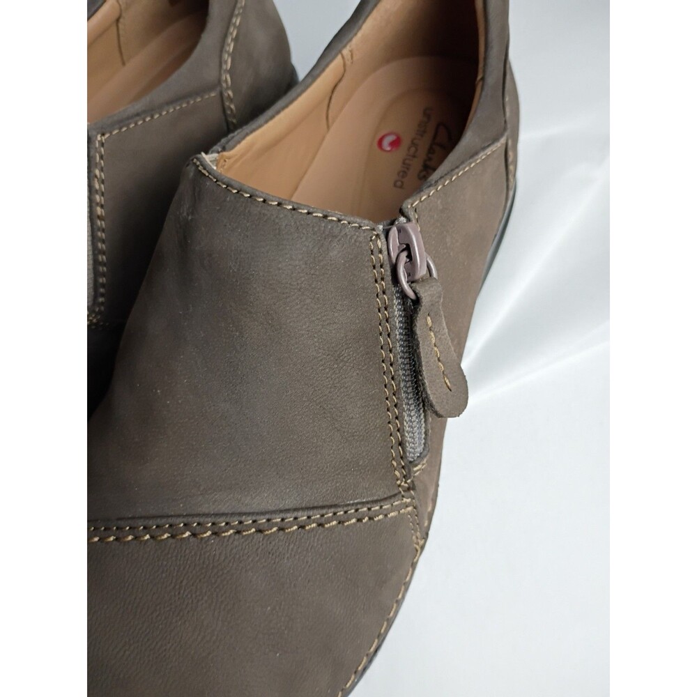 Clarks Appley Zip Nubuck Leather Loafer Womens Size 7M Brown Comfort Walking - Picture 5 of 11